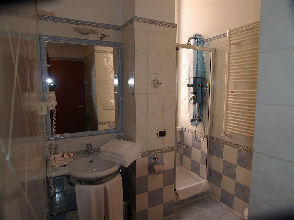 فندق 69 Manin Street روما المظهر الخارجي الصورة